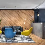 Tim's Hotel 4*
