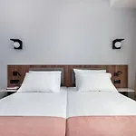 Tim's Hotel