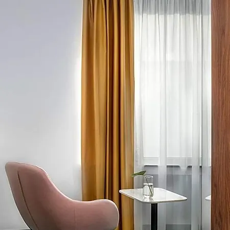 Tim's Hotel