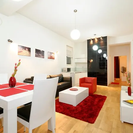 Tim's Hotel 4*